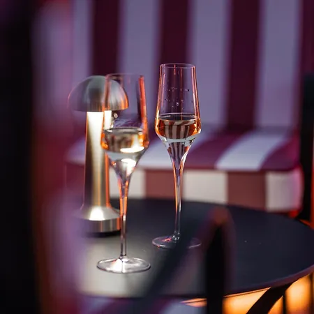 Отель Lafe Boutique 4*