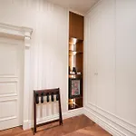 Lafe Boutique Hotel 4*