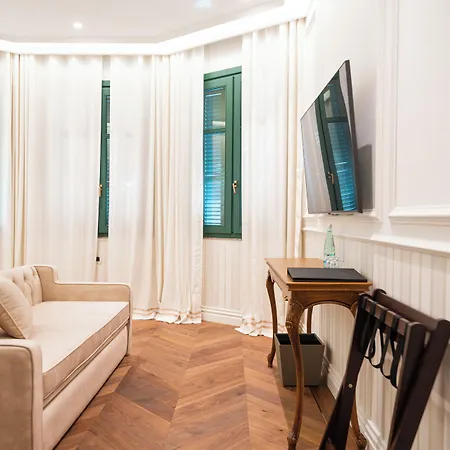 Lafe Boutique Hotel