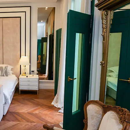 Lafe Boutique 4*