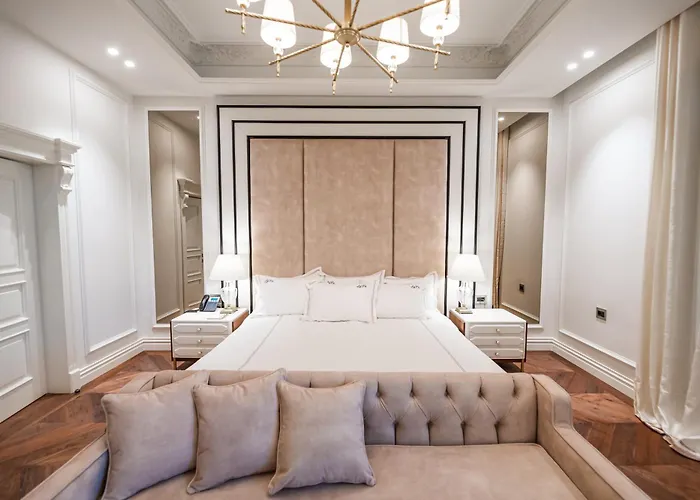 Lafe Boutique Hotel Hotell 4*