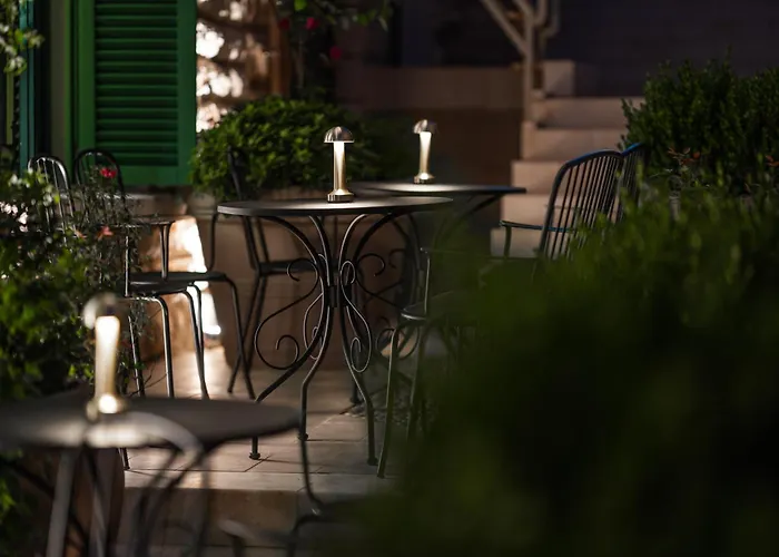 Lafe Boutique Hotel Hotell 4*