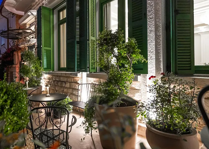 Lafe Boutique Hotel Hotell 4*